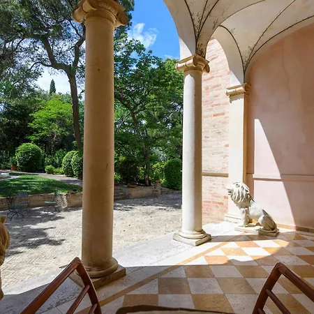 Gorgeous In Holiday home *